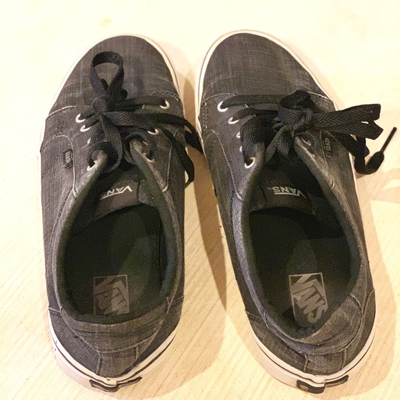 Preloved - VANS SHOES - Picture 3 of 5